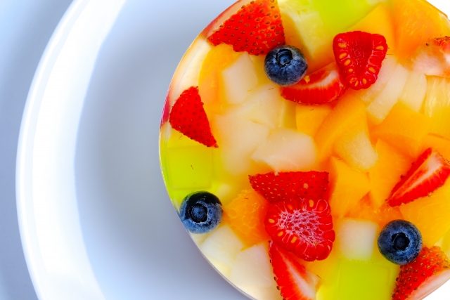 お祝いにもおすすめ 見た目豪華なゼリーケーキの作り方とは Cake Jp マガジン