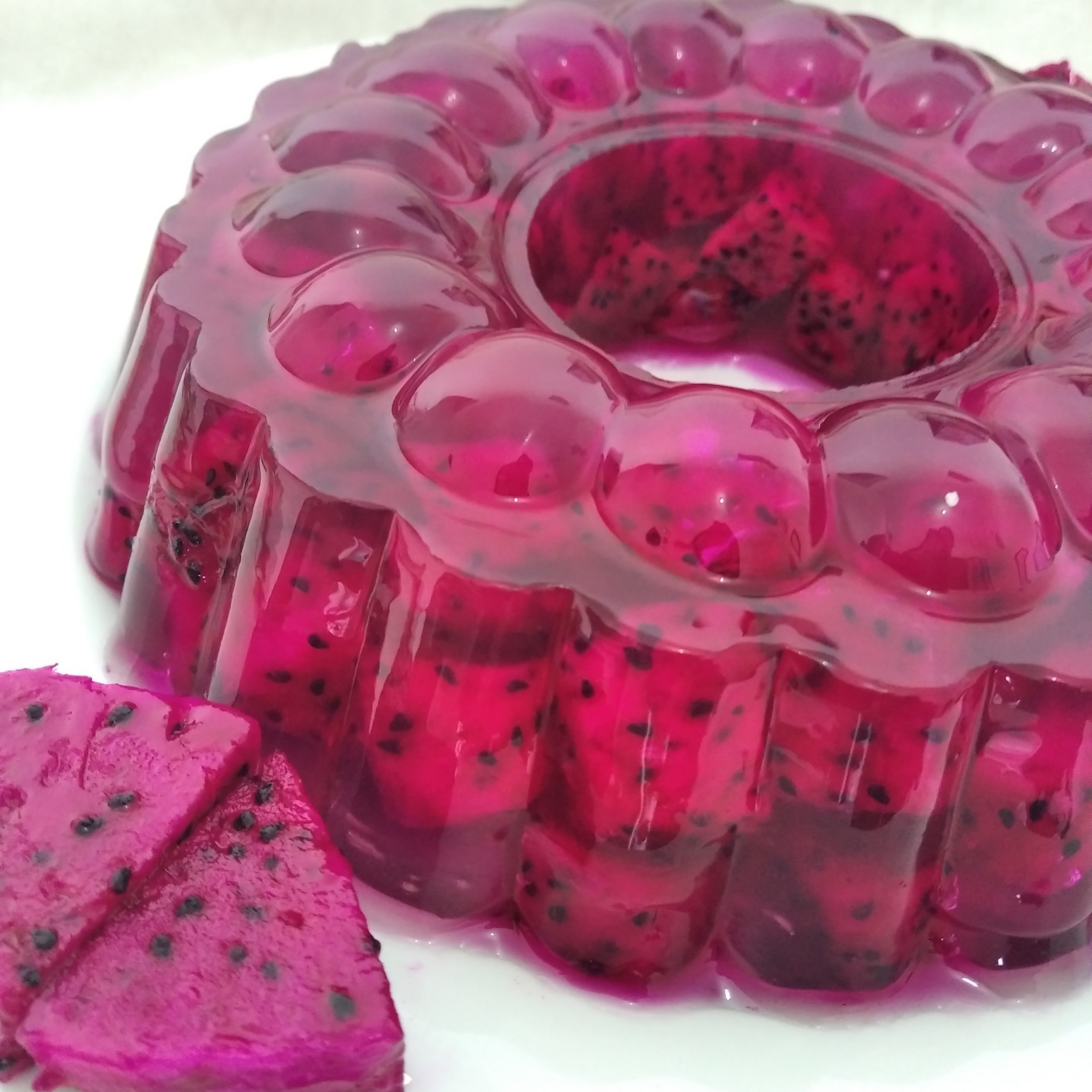 お祝いにもおすすめ 見た目豪華なゼリーケーキの作り方とは Cake Jp マガジン