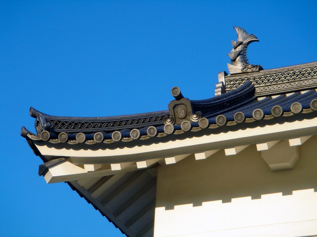 名古屋城の瓦屋根の一部