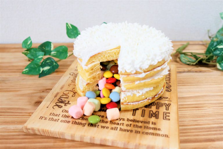 かくれんぼケーキ（カット後）