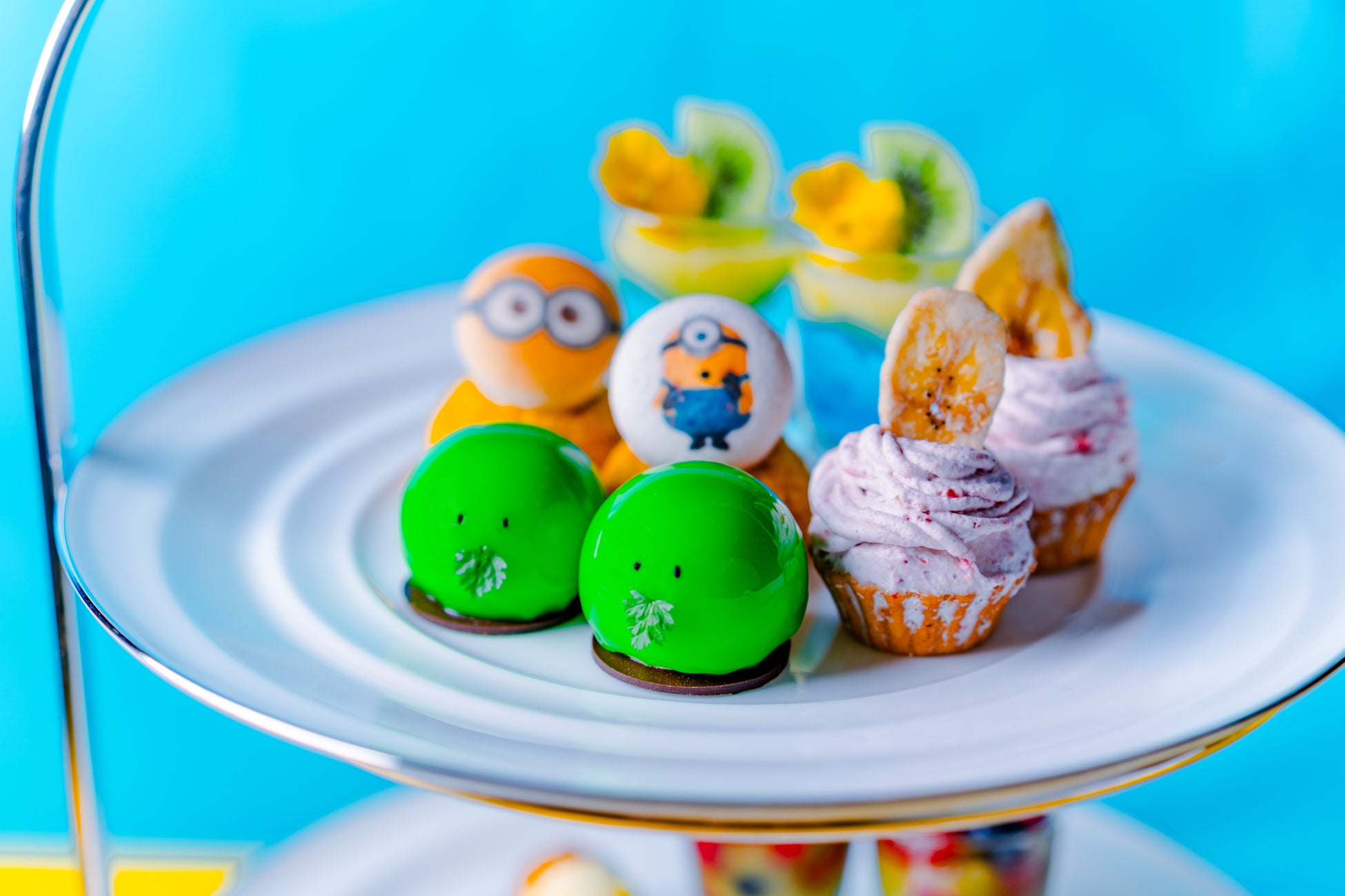 グランドプリンスホテル大阪ベイで開催「ミニオンズ&モンスターズアフタヌーンティー」 ~夏の限定スイーツ体験~