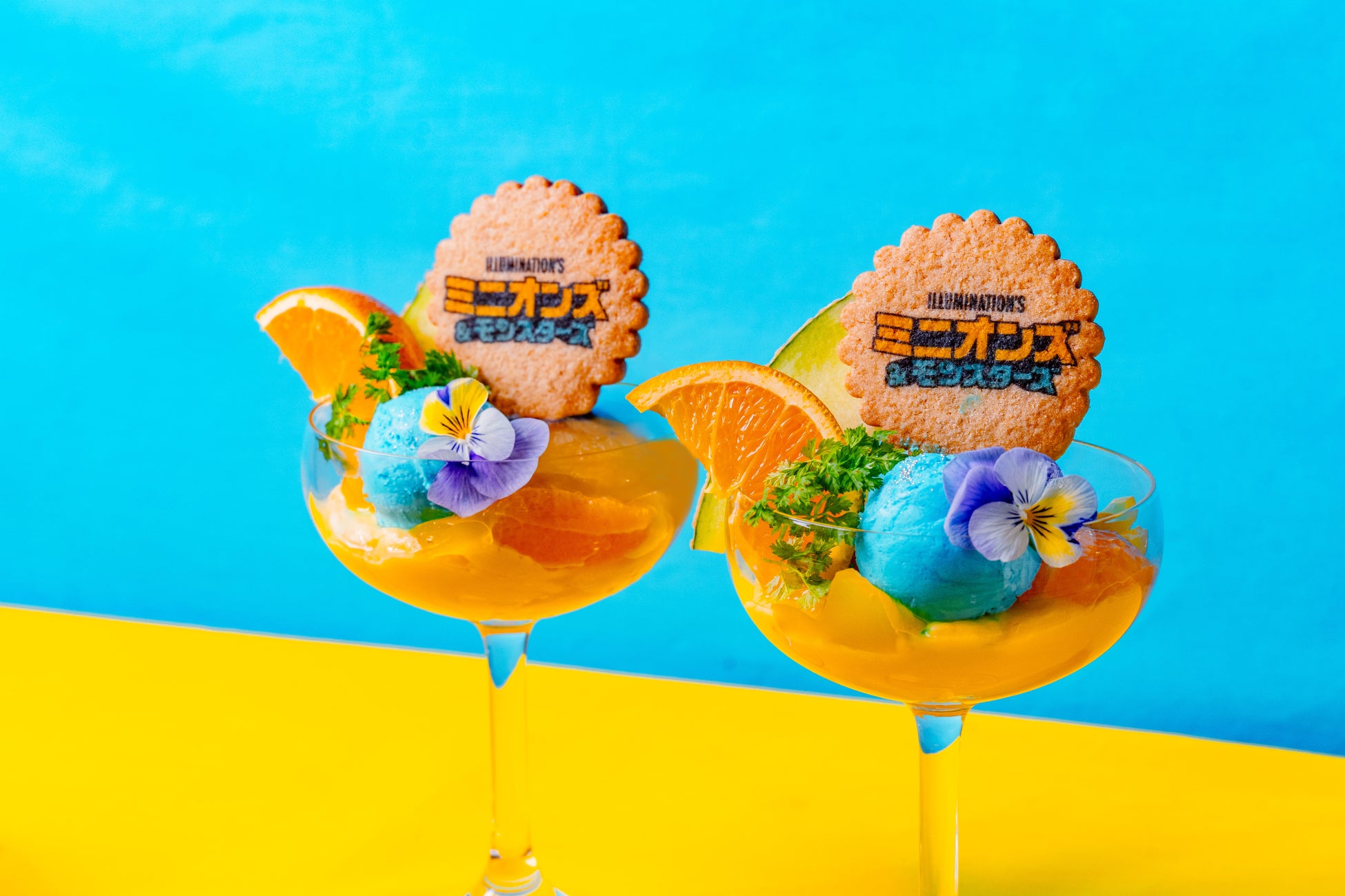 グランドプリンスホテル大阪ベイで開催「ミニオンズ&モンスターズアフタヌーンティー」 ~夏の限定スイーツ体験~