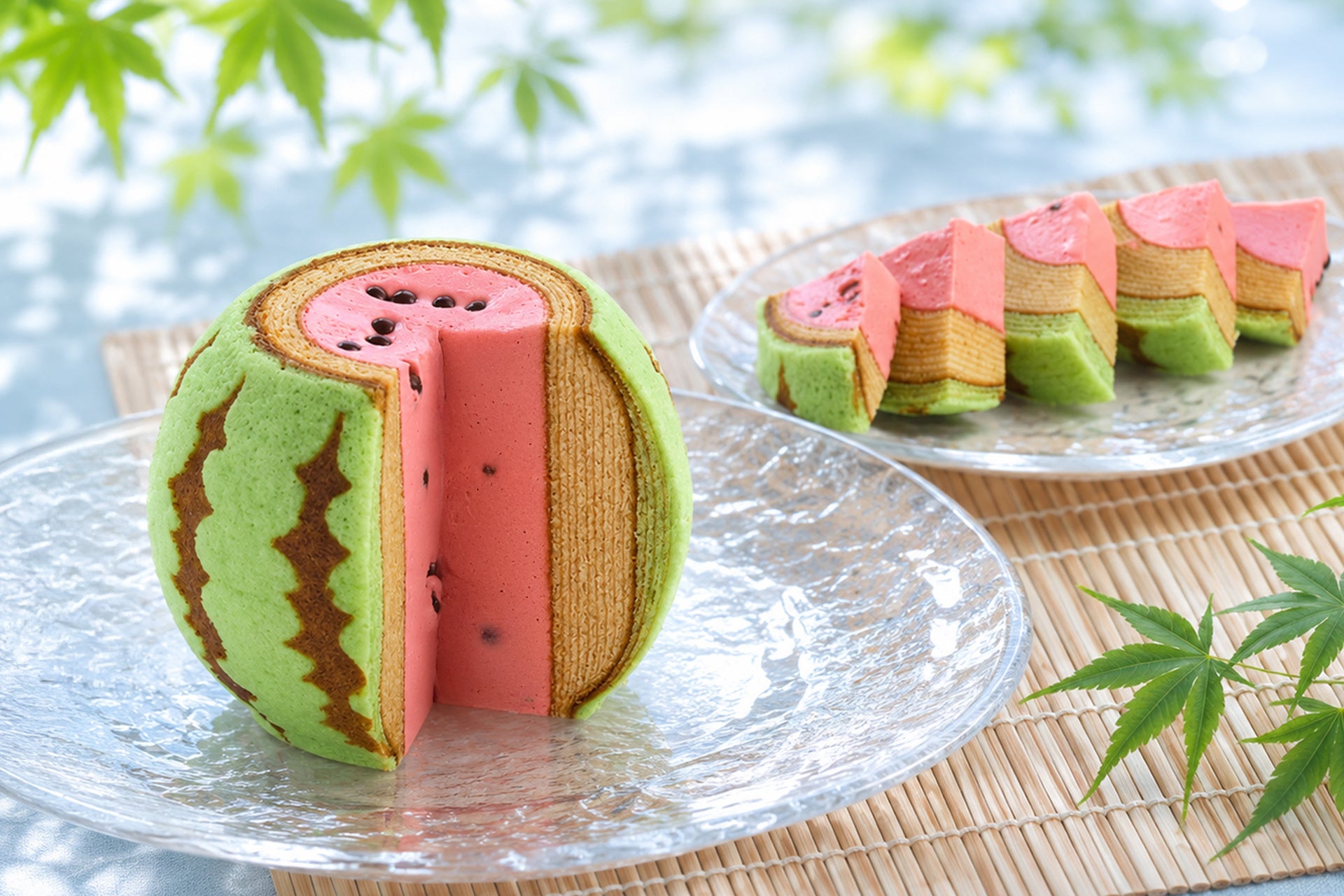 本物そっくり「すいかバウム」が生クリーム増量でリニューアル｜お菓子のたいよう