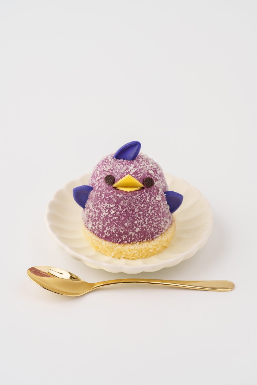 プリン（ぴよりん15周年記念！期間限定の『ブルーベリーぴよりん』が登場）