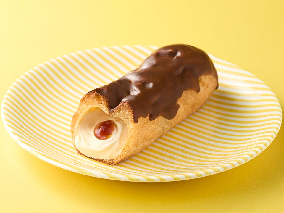 プリン（モンテールとちいかわの限定コラボスイーツ「むちゃうまプリンのシュークリーム」と「むちゃうまプリンのエクレア」発売）