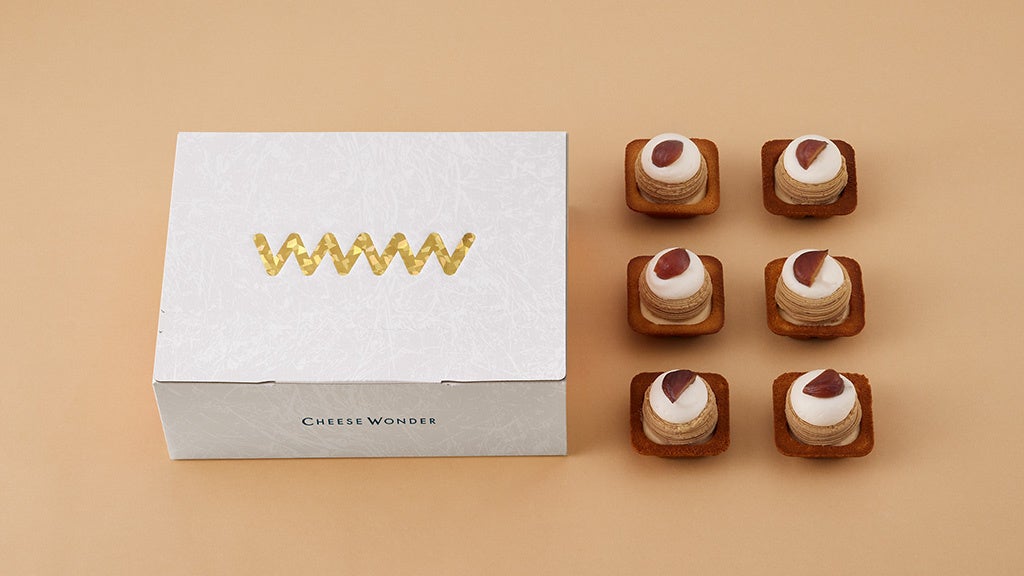 栗スイーツ（国産和栗とチーズの絶妙なハーモニーを楽しむ「CHEESE WONDER Brown Classic」秋限定発売）
