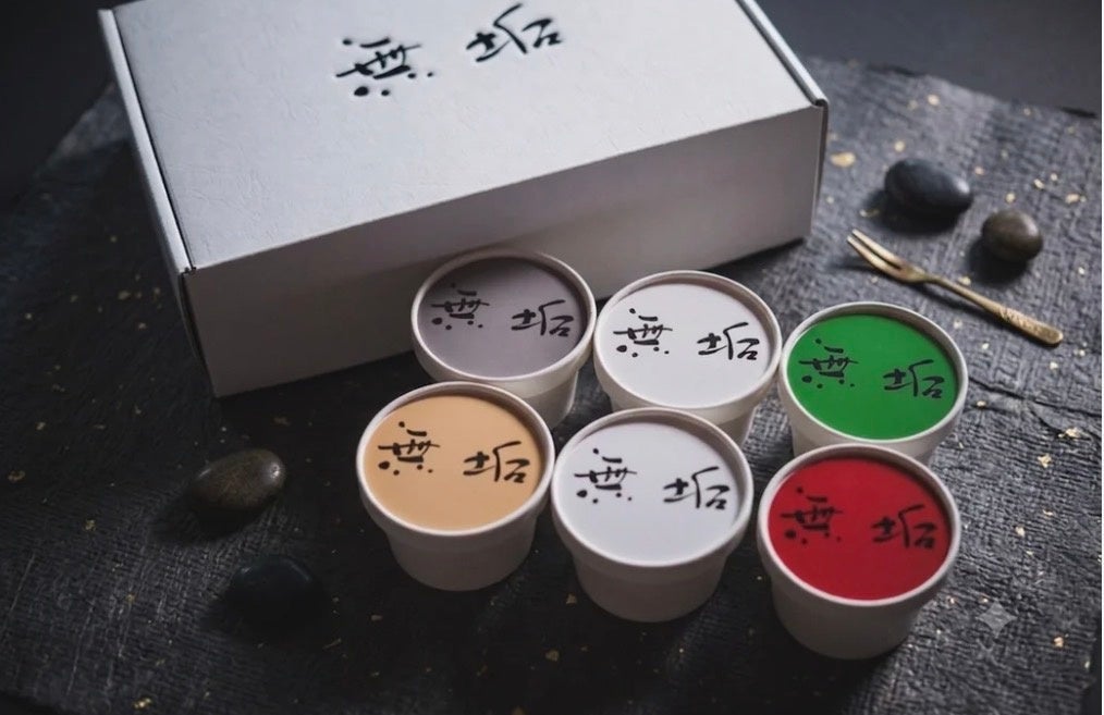 今回Makuakeでは、『無垢 -MUKU-』の原点となった「とろける塩ミルク」に加え、「和紅茶」「きなこ」「抹茶」「黒ごま」の全5種類の和フレーバーをご用意しています。