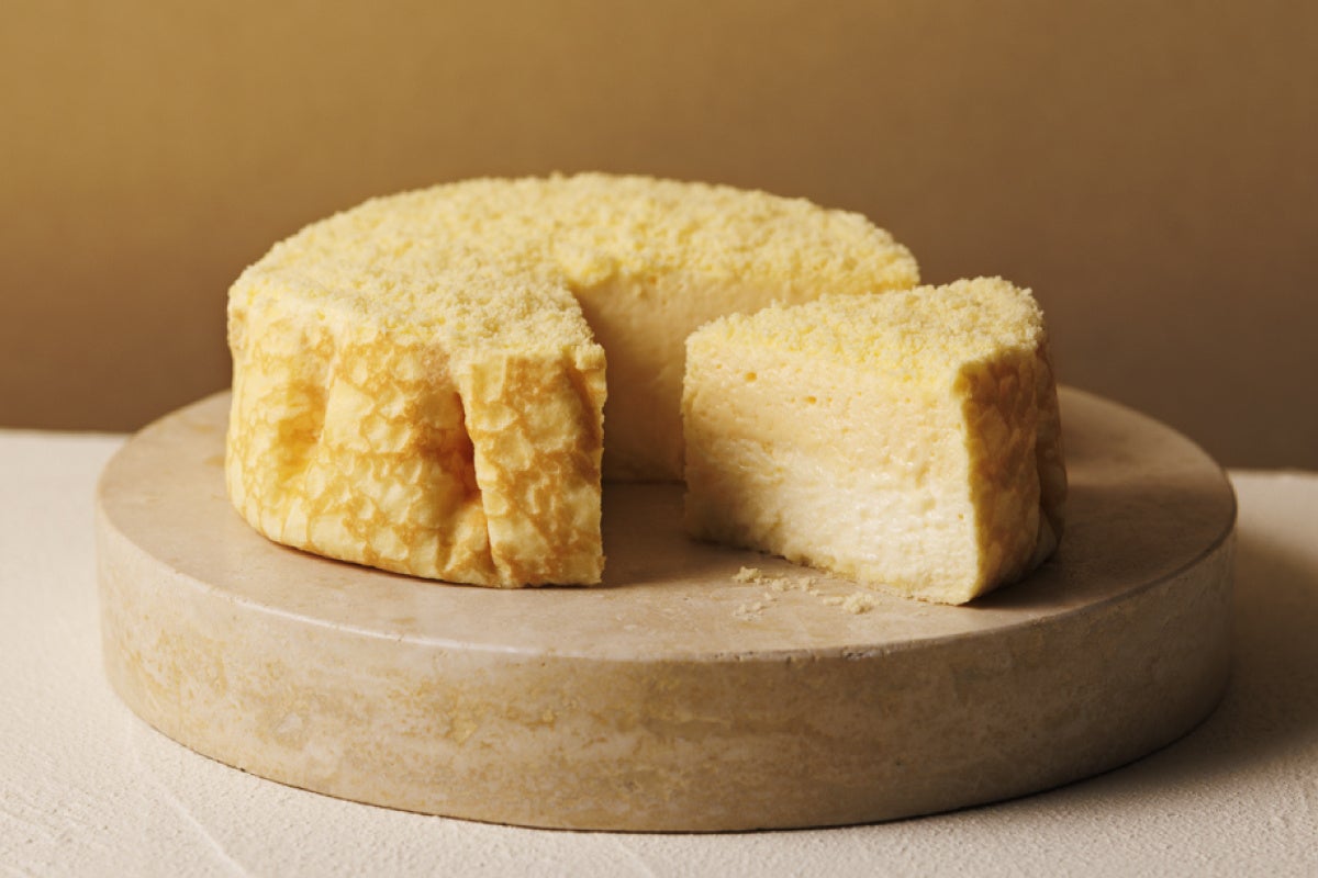 チーズケーキ（東京ミルクチーズ工場の佐野SA限定スイーツ『ミルクチーズケーキ 苺』が公式オンラインで期間限定発売）