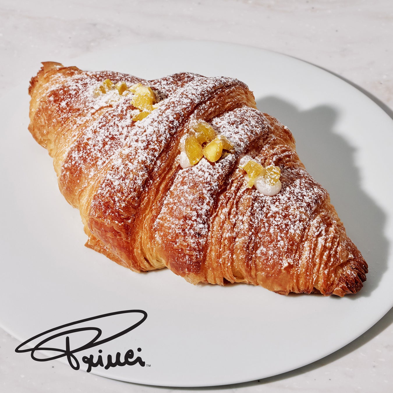栗スイーツ（スターバックス リザーブ® カフェで秋の味覚「コルネッティ マロンクリーム」発売）