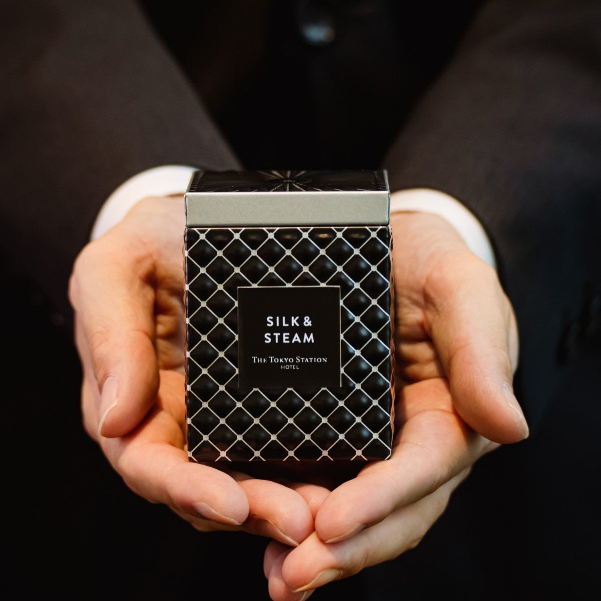 シュークリーム（東京ステーションホテル×NEWBY紅茶 世界を巡る「旅するアフタヌーンティー」中東編開催）